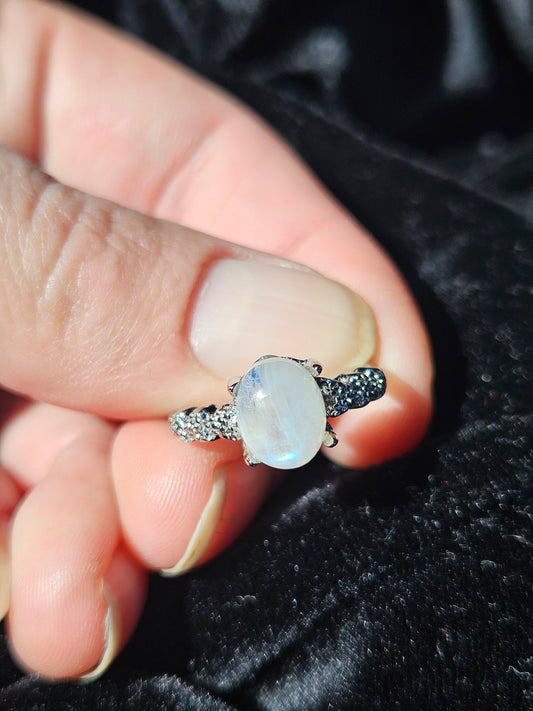 Sri Lanka Blue Moonstone Ring